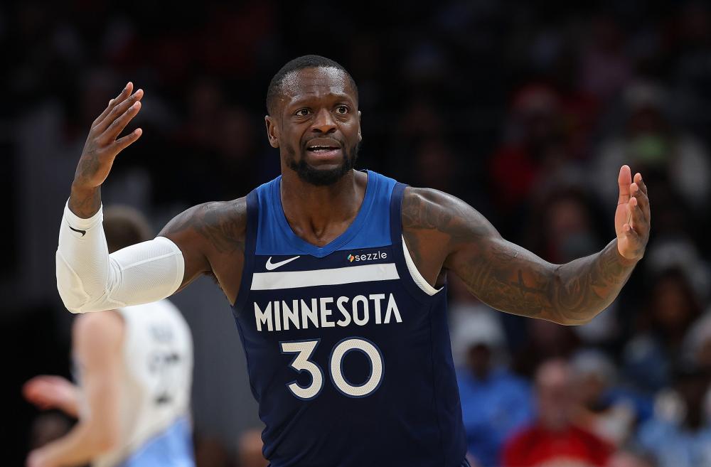 更是因为他 更是因为他