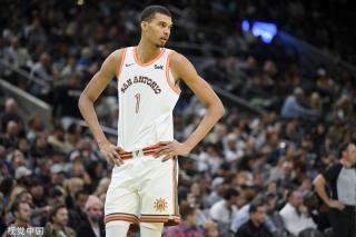 他先后执教 他先后执教