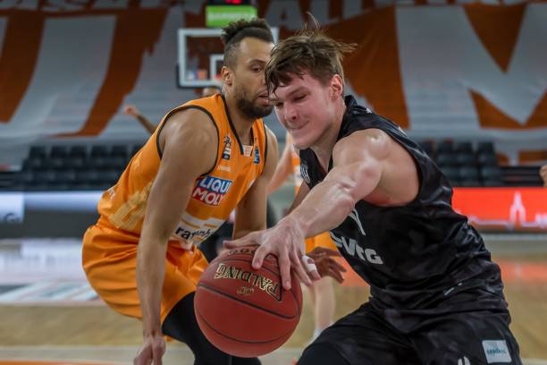 毫不夸张地 毫不夸张地