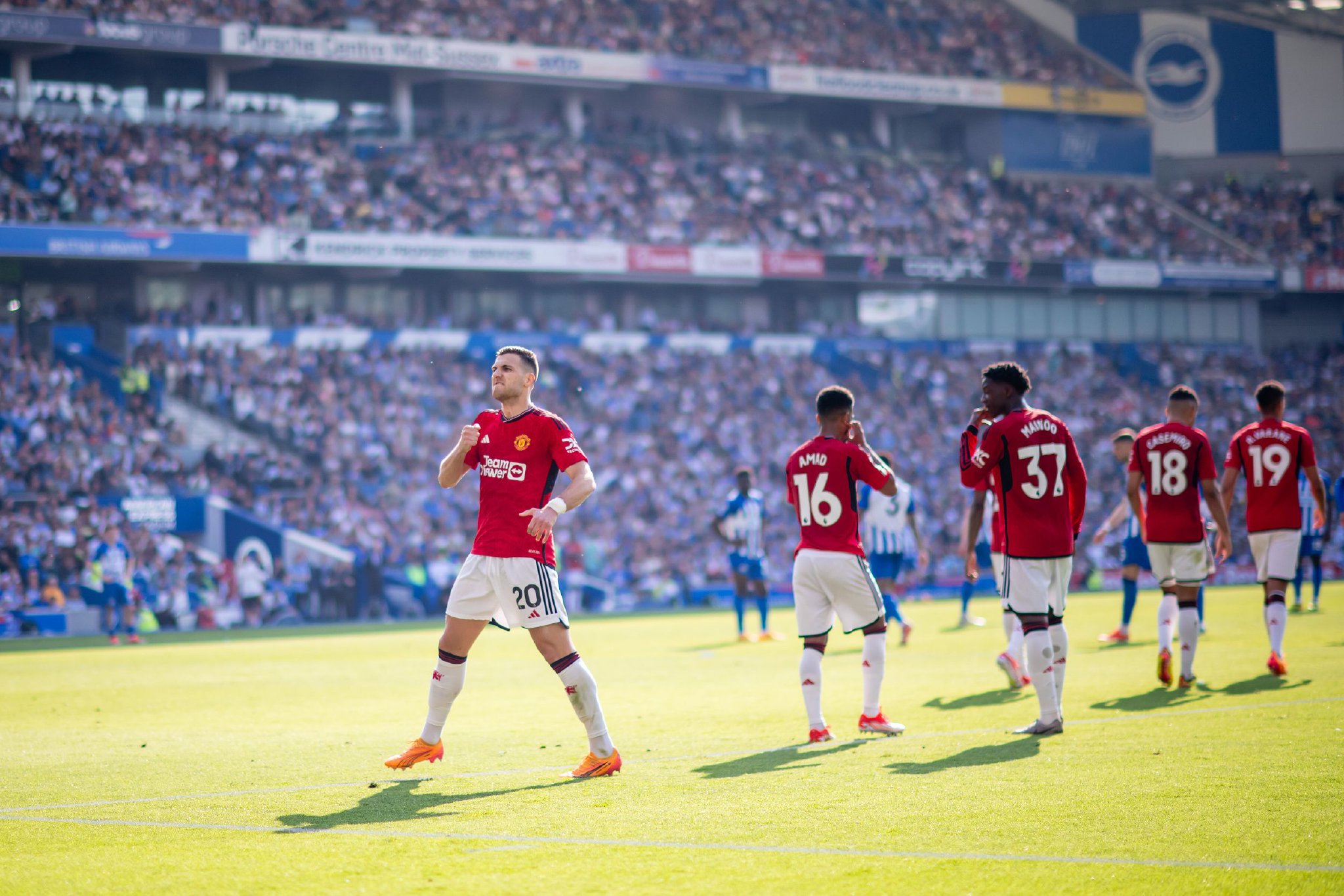 地接触欧洲 地接触欧洲